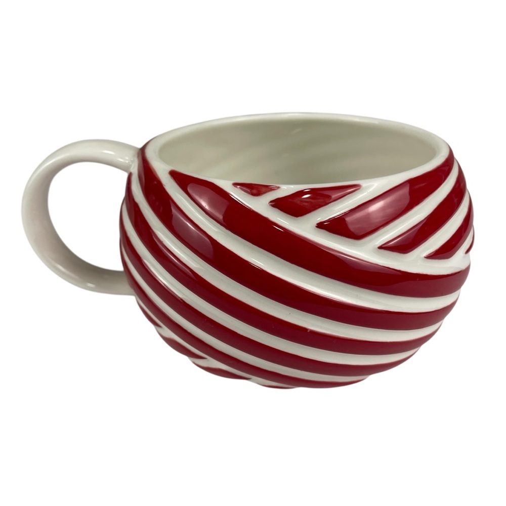 Starbucks 2013 Holiday Christmas Red White Peppermint Candy Cane Swirl Mug